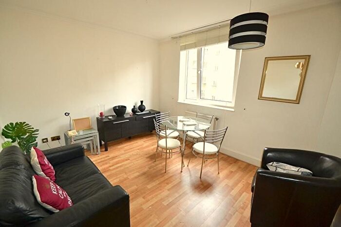 1 Bedroom Flat To Rent In Chelsea Cloisters, Sloane Avenue, London, SW3
