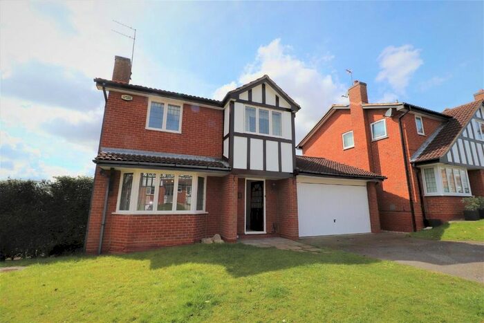 4 Bedroom Detached House To Rent In Frosty Hollow, East Hunsbury, Northampton, NN4