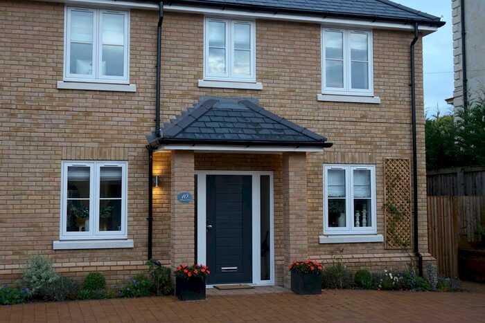 4 Bedroom Semi-Detached House To Rent In Wellingtonia Drive, Crookham Common, RG19