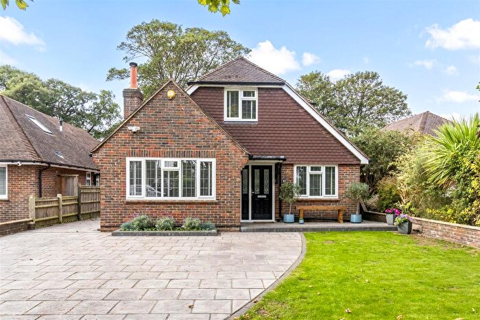 4 Bedroom Detached House For Sale In Aldsworth Avenue, Goring-By-Sea, Worthing, BN12