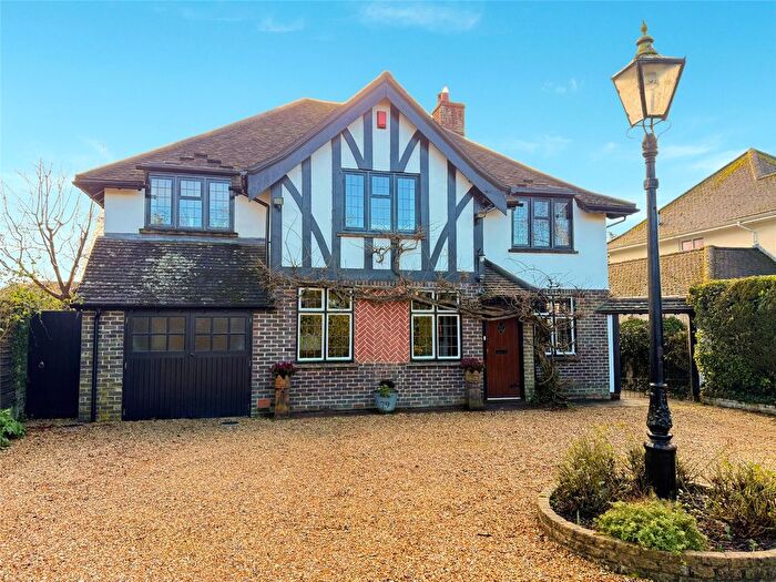 5 Bedroom Detached House For Sale In Milford Road, Lymington, Hampshire, SO41