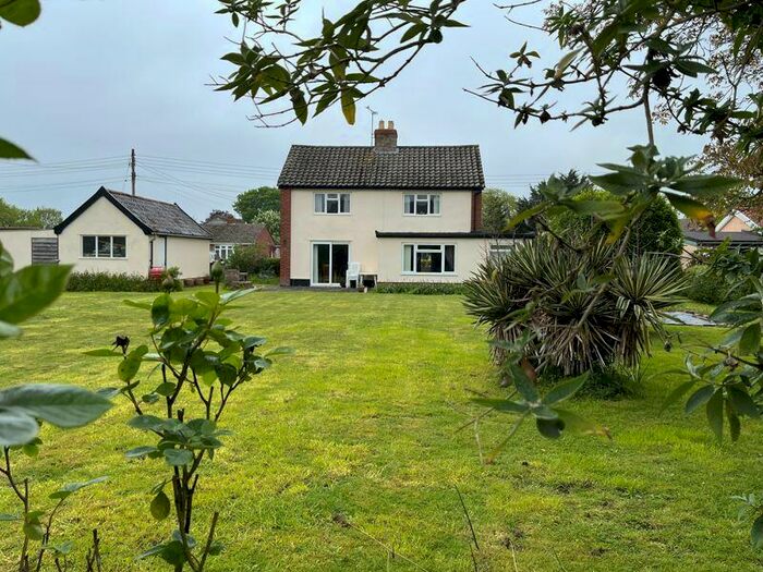 3 Bedroom Detached House For Sale In Oak Lane, Elmswell, IP30