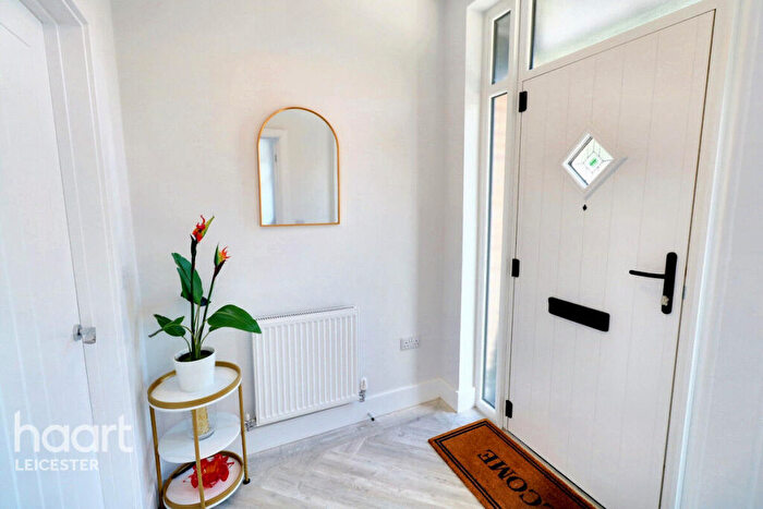 3 Bedroom Character Property For Sale In The Hill, Market Harborough, LE16