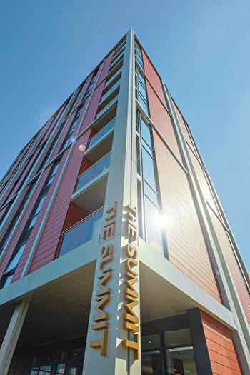2 Bedroom Apartment For Sale In The Summit, Liverpool Baltic Triangle, L8