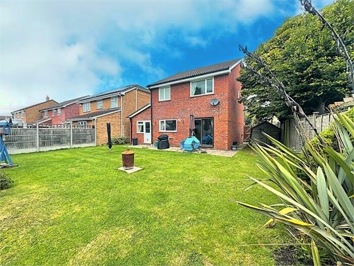 4 Bedroom Detached House For Sale In Warrilow Close, Worle, Weston Super Mare, BS22