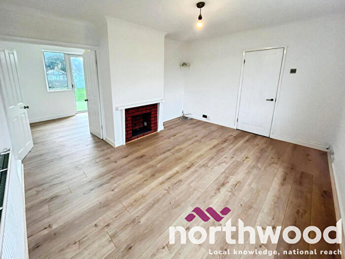 3 Bedroom Semi-Detached House To Rent In Leybourne Avenue, Birkdale, Southport, PR8