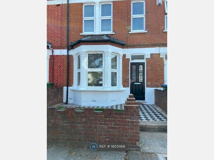 2 Bedroom Terraced House To Rent In Myrtledene Road, London, SE2