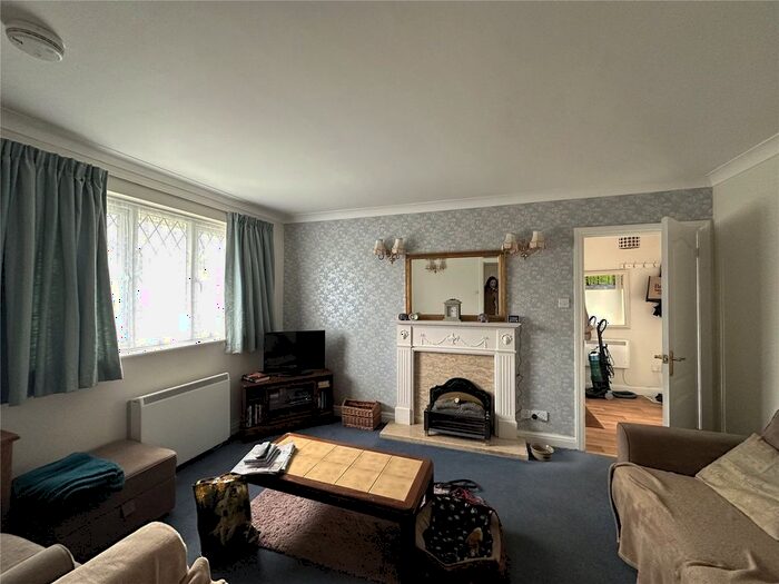 2 Bedroom Bungalow To Rent In Bluebell Cottage, New Road, Kilgetty, Pembrokeshire, SA68