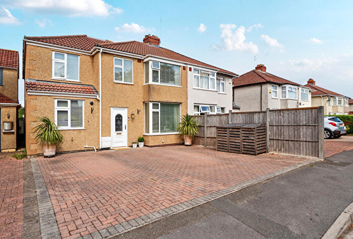 4 Bedroom Semi Detached House For Sale In Burley Crest, Bristol, South Gloucestershire, BS16