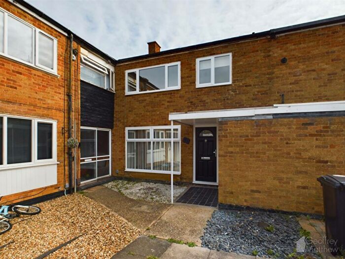 3 Bedroom Terraced House To Rent In Barn Mead, Harlow, CM18