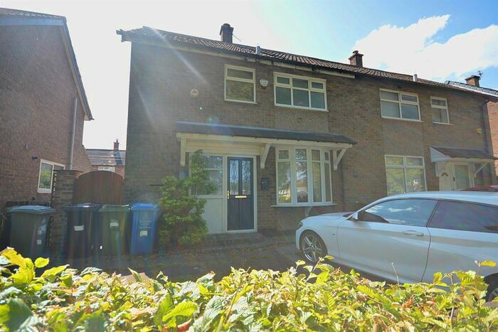 2 Bedroom Semi-Detached House To Rent In Manor Avenue, Sale, M33