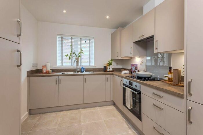 3 Bedroom End Of Terrace House For Sale In Marley Lane, Chalgrove, OX44