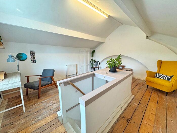 3 Bedroom End Of Terrace House For Sale In Millar Barn Lane, Waterfoot, Rossendale, BB4