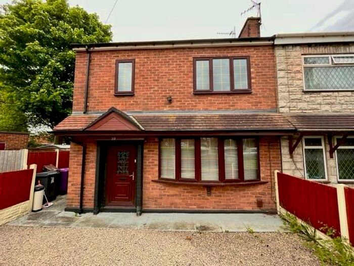 3 Bedroom Property To Rent In Bilboe Road, Bilston, WV14