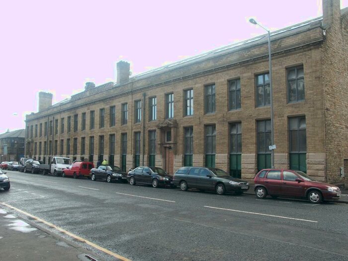 2 Bedroom Apartment To Rent In Colonial Buildings, - Sunbridge Road, Bradford, West Yorkshire, BD1