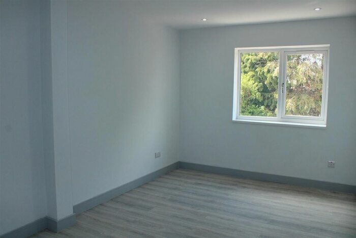 1 Bedroom Flat To Rent In Walsall Road, West Bromwich, B71