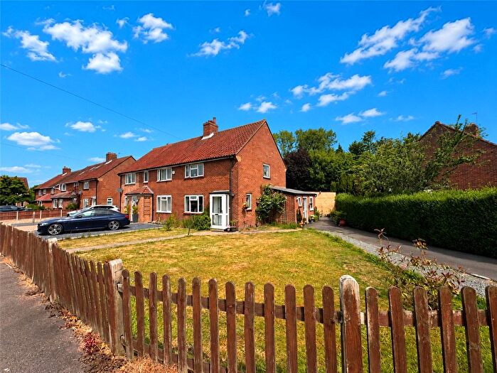 2 Bedroom Semi-Detached House For Sale In Southdene, Halstead, Sevenoaks, Kent, TN14