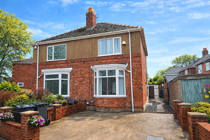 2 Bedroom Semi Detached House For Sale In Sandriggs, Darlington, DL3