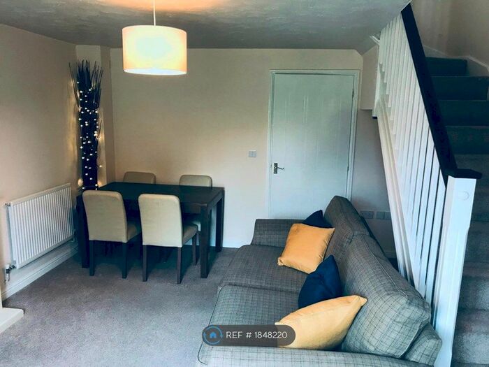 2 Bedroom Terraced House To Rent In Pound Lane, Thatcham, RG19