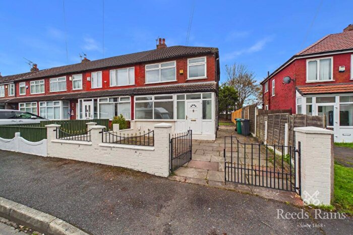 2 Bedroom End Of Terrace House To Rent In Buttress Street, Manchester, Greater Manchester, M18