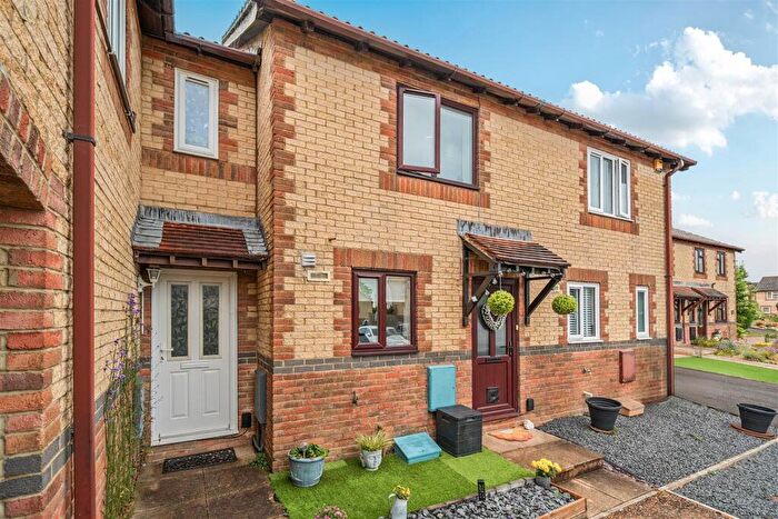 2 Bedroom Terraced House For Sale In Lewis Lane, Ford, BN18