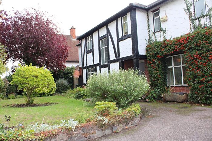 4 Bedroom Detached House For Sale In Church Hill, Birstall, Leicester, LE4