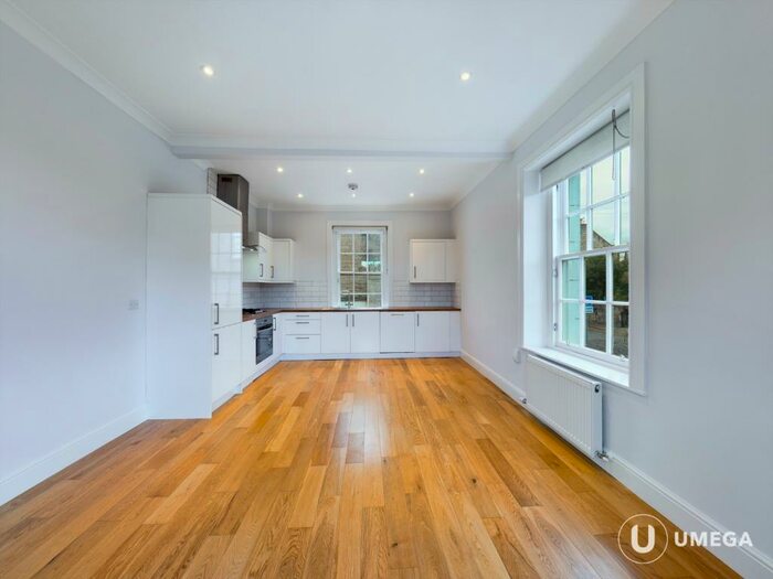 2 Bedroom Flat To Rent In St. Bernard's Row, Stockbridge, Edinburgh, EH4