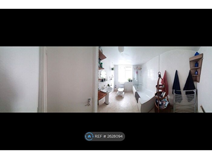 1 Bedroom Flat To Rent In South Street, Brighton, BN1