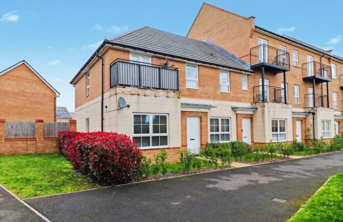 2 Bedroom Flat For Sale In Luck Road, Bursledon, SO31