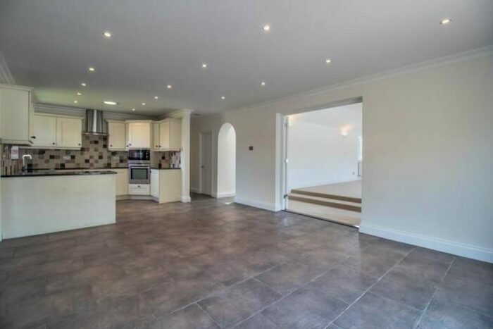 5 Bedroom Detached Bungalow To Rent In Great Tey Road, Little Tey, Colchester, CO6