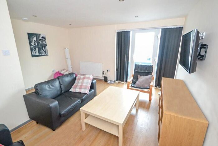 5 Bedroom Terraced House To Rent In Honeywood Drive, Nottingham, Nottinghamshire, NG3