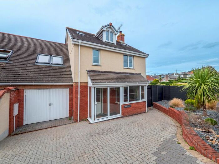 4 Bedroom Link Detached House To Rent In Poughill Road, Bude, EX23
