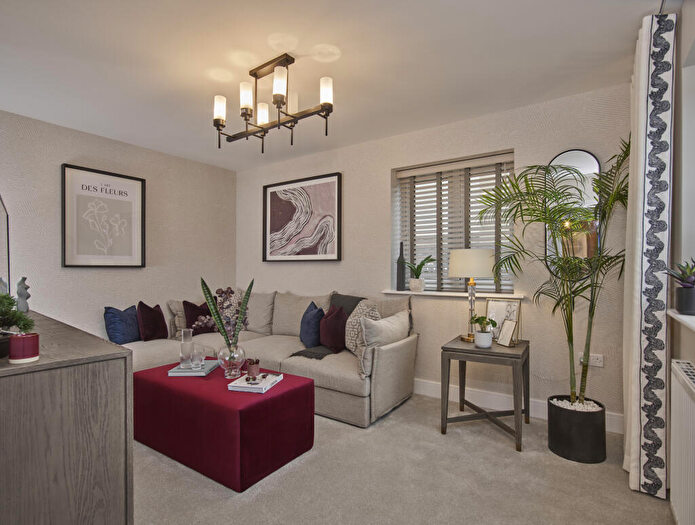 3 Bedroom Detached House For Sale In Rawreth Lane, Rayleigh, Essex, SS6
