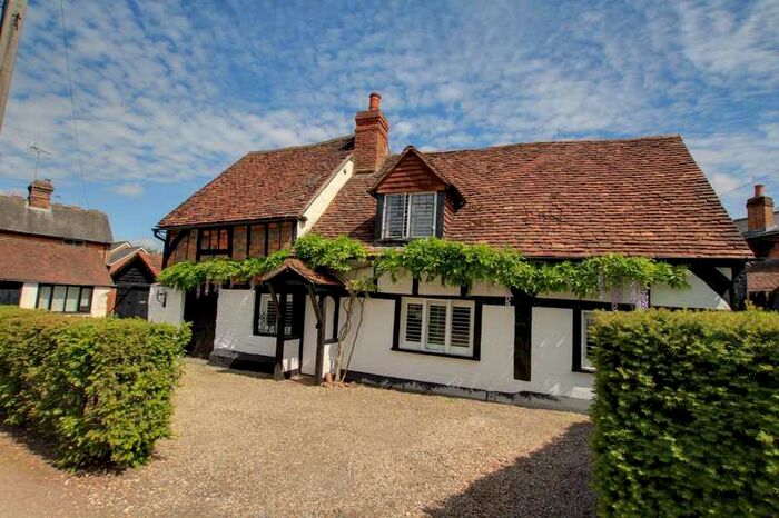 Houses for sale & to rent in RG8 8JU, Bere Court Road, Pangbourne Reading
