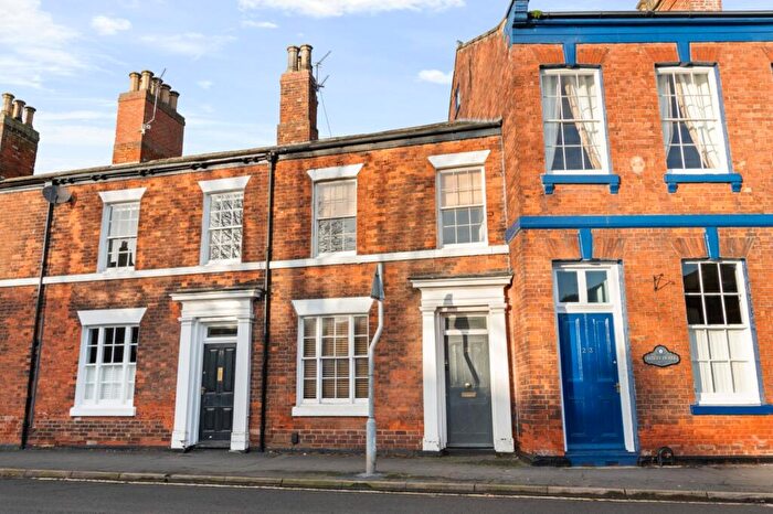 3 Bedroom Terraced House For Sale In Bigby Street, Brigg, North Lincolnshire, DN20