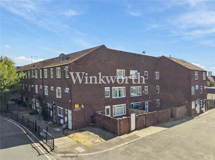 4 Bedroom Terraced House For Sale In Hallam Road, London, N15