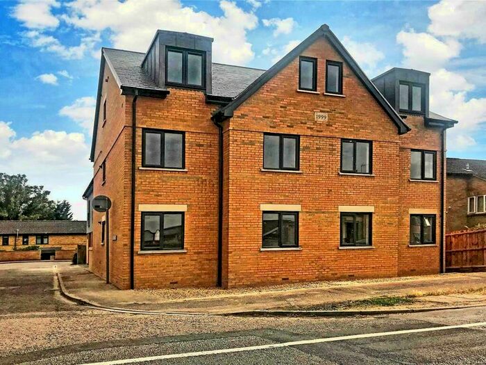 1 Bedroom Detached House To Rent In Malden CloseCambridge, CB5