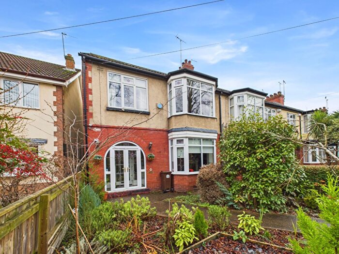 4 Bedroom End Terrace House For Sale In Beverley Road, Hull, HU6