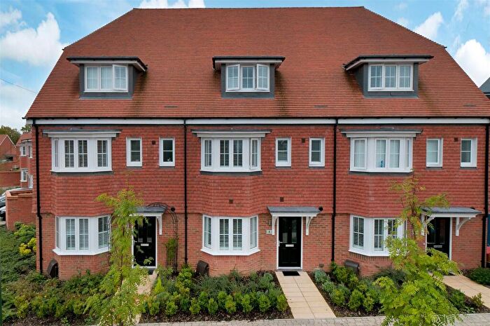 4 Bedroom Town House For Sale In Avion Gardens, Kings Hill, ME19