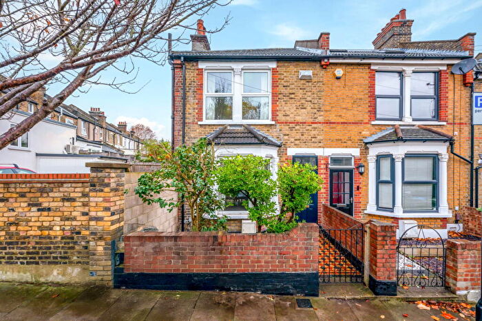2 Bedroom Terraced House For Sale In Congress Road, Abbey Wood, SE2
