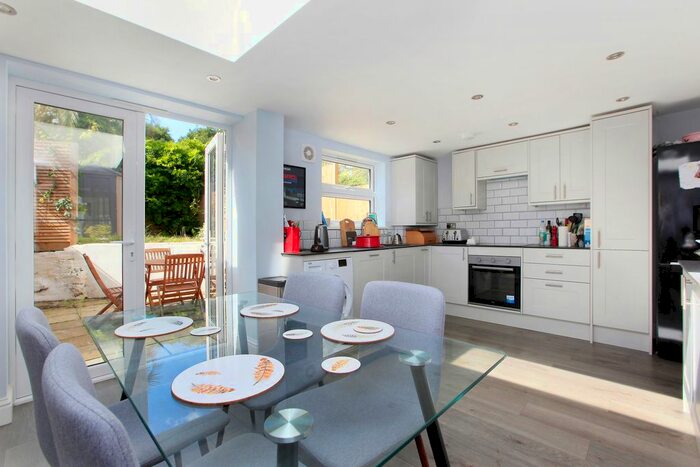 4 Bedroom Terraced House To Rent In Haldon Road, Wandsworth, London, SW18
