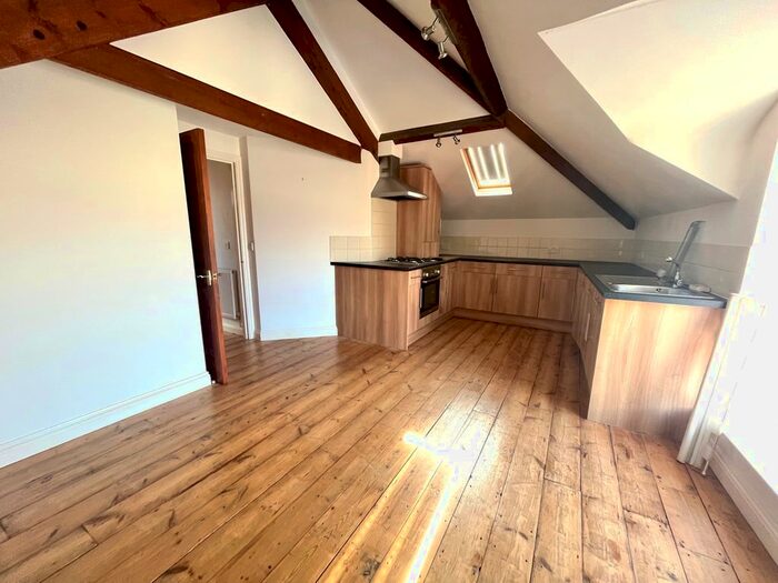 1 Bedroom Flat To Rent In Esplanade Lane, Watchet, TA23