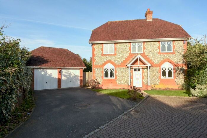 3 Bedroom Detached House To Rent In Durning Place Ascot, SL5