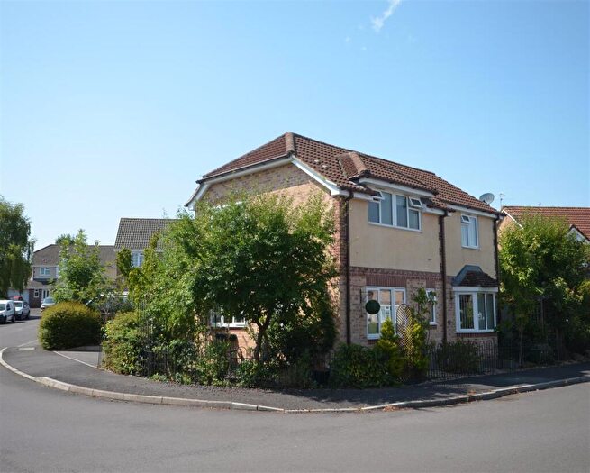 3 Bedroom Detached House For Sale In Woodsage Drive, Gillingham, SP8
