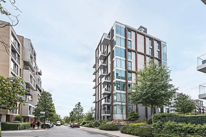 2 Bedroom Flat To Rent In Woodberry Down, Finsbury Park, London, N4