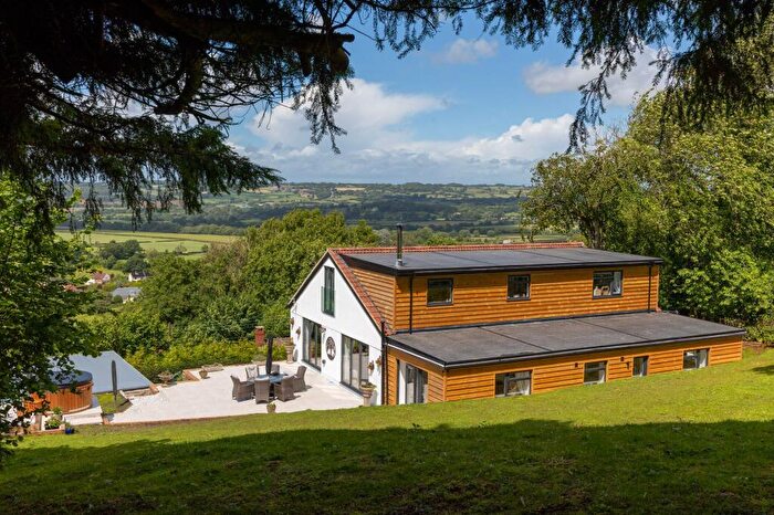 5 Bedroom Detached House For Sale In Ham Link, Burrington, BS40