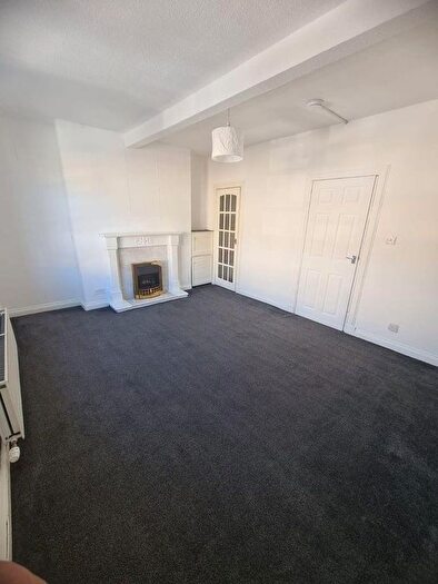 2 Bedroom Flat To Rent In Preston Field Terrace, Edinburgh, EH16