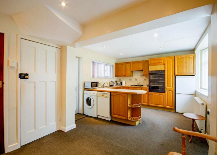 6 Bedroom House To Rent In Park Road - Bed, Lenton, East Midlands, NG7