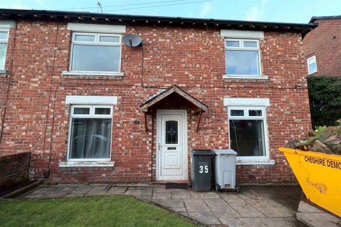 3 Bedroom Semi-Detached House To Rent In Nicholson Avenue, Macclesfield, SK10