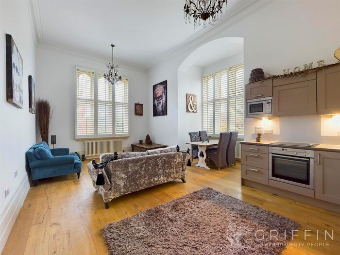 2 Bedroom Property To Rent In The Galleries, Warley, Brentwood, CM14